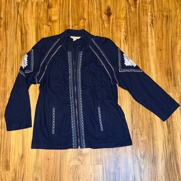 Coldwater Creek Jackets & Blazers - Coldwater Creek women medium blue shirt Jacket top Embroidered patch quilt linen